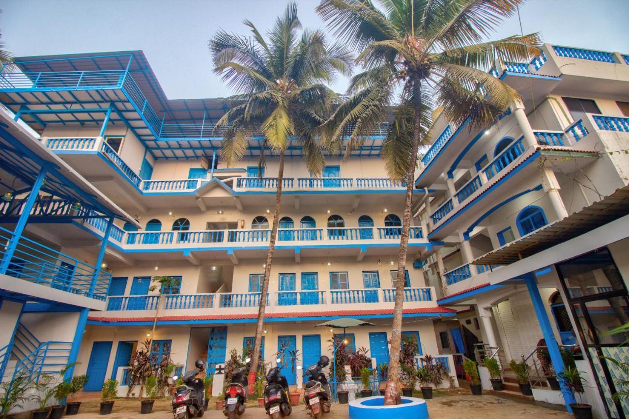 Mandrem Retreat Beach Resort オールド･ゴア エクステリア 写真